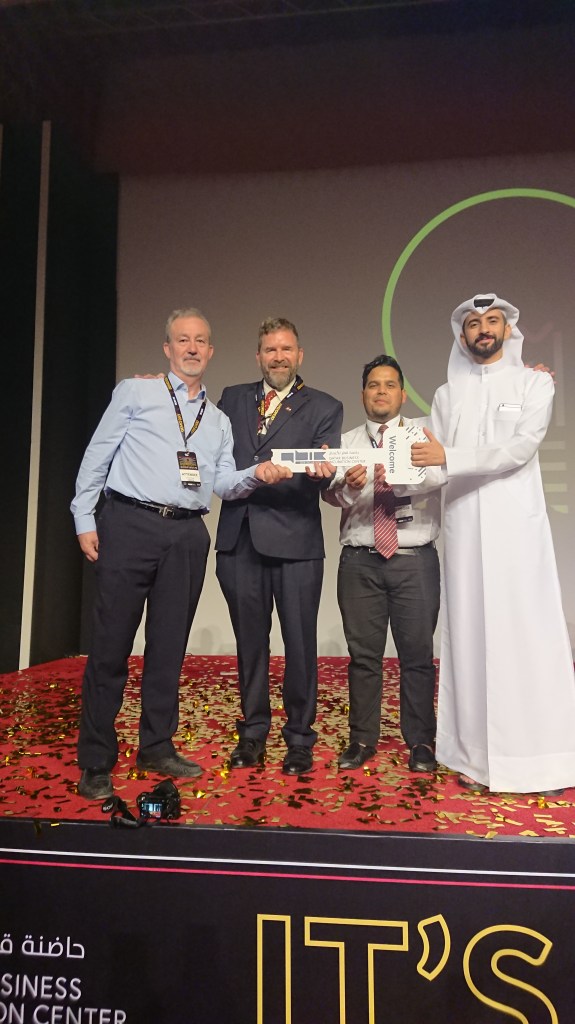 This image has an empty alt attribute; its file name is dsc_7676.jpg